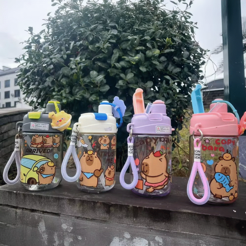 Capybara Tea TPR Transparent Cartoon Children’s Cup, 600ML Detachable PVC Double Drinking Cup with Large Capacity