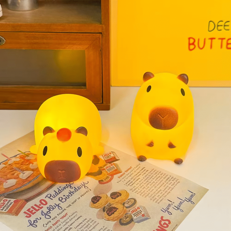 Adorable Small Capybara Night Light Kapibala Cartoon Vinyl Animal Bedside Lamp, Battery Operated, Best Christmas Gift For Kids, Girls & Boys - Image 2
